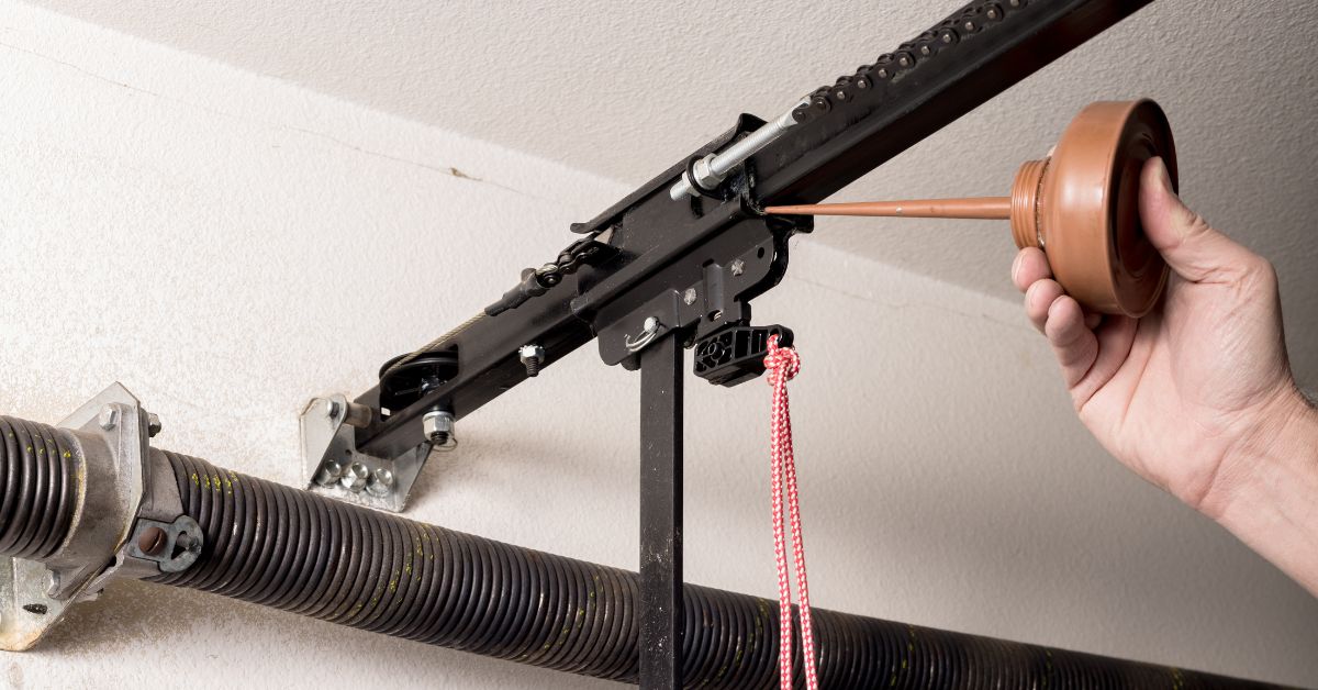 Giel-Garage-Doors-Lubrication-The-Importance-of-Keeping-Your-Garage-Door-Moving-Smoothly